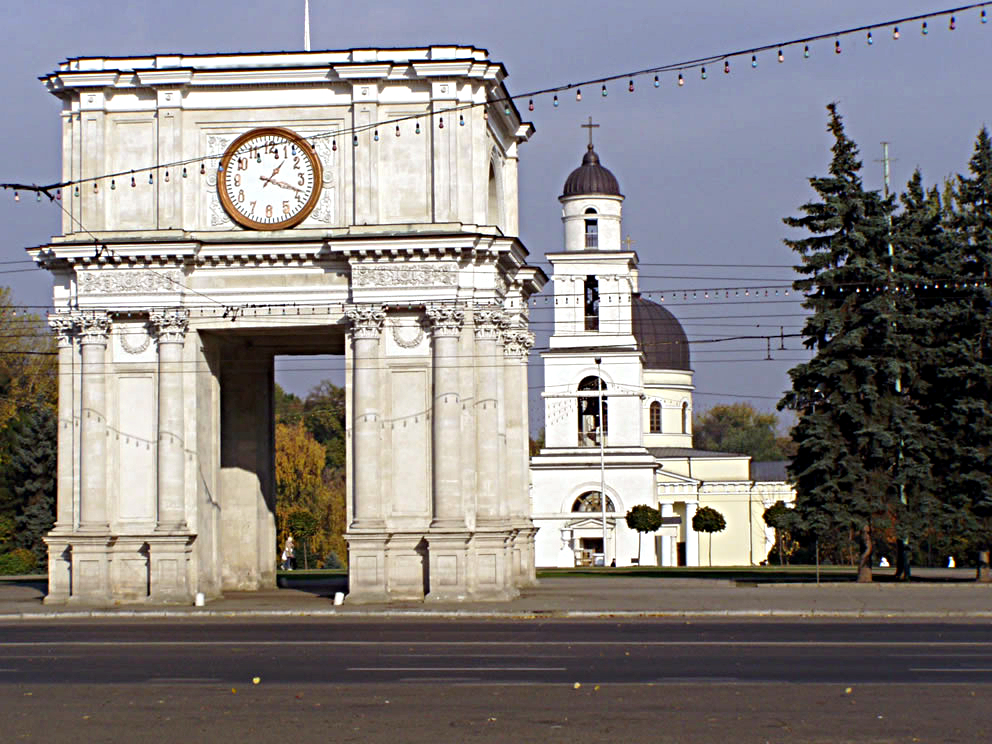 Triumphal Arch and Cathedral in Chișinău