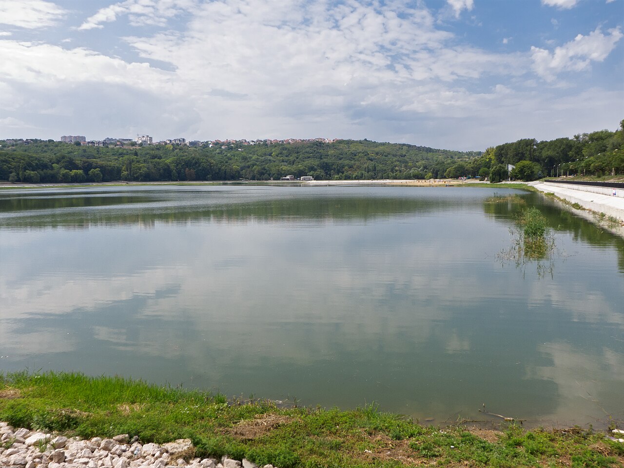 Valea Morilor Lake in Chișinău